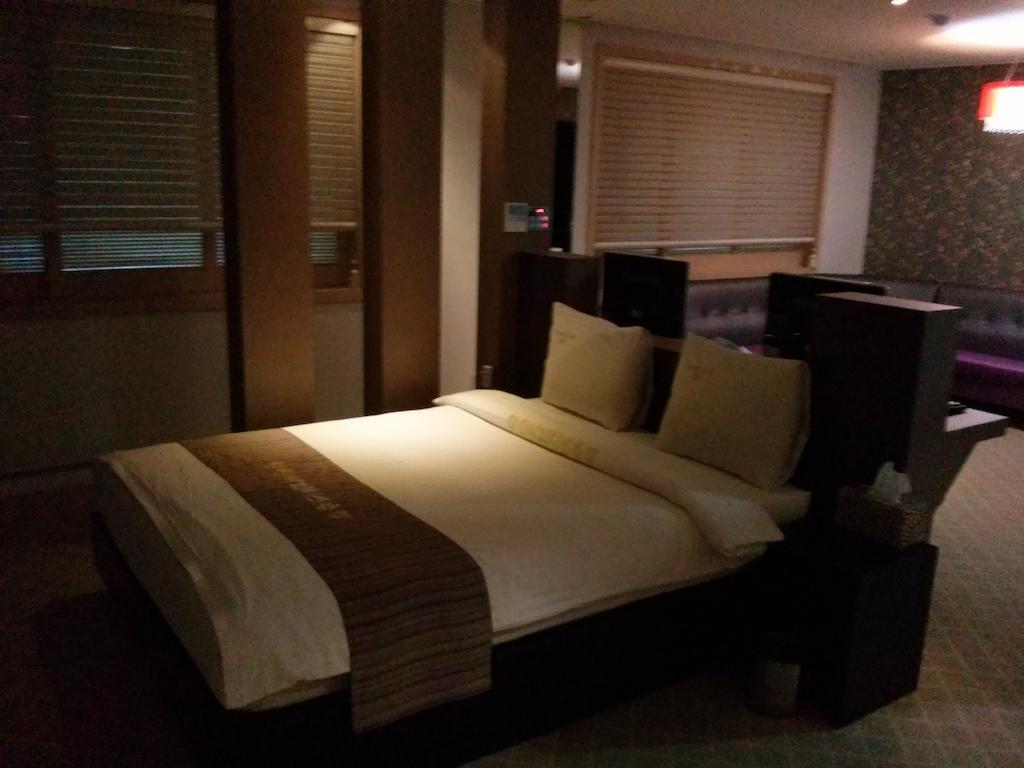 Apsan Business Hotel Daegu Esterno foto